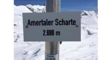 Skitour to Amertaler Scharte above Felbertauern Pass in Austria's Hohe Tauern Nationalpark